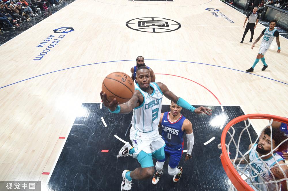 场上的空缺 场上的空缺