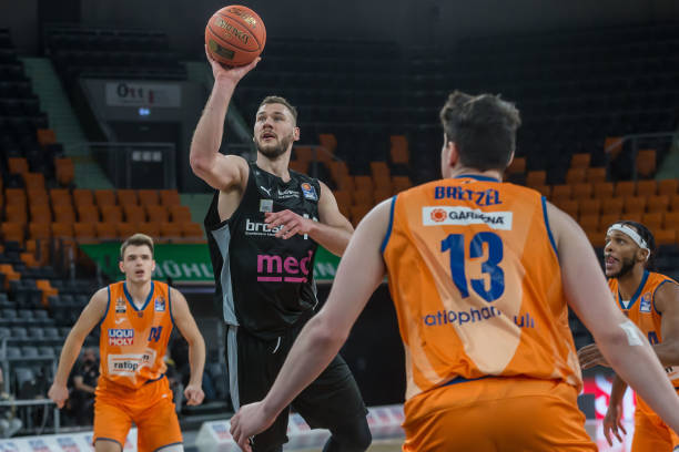 18岁成人 18岁成人